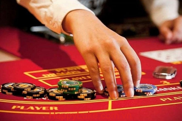 Trường hợp canh bài Baccarat đơn giản nhất